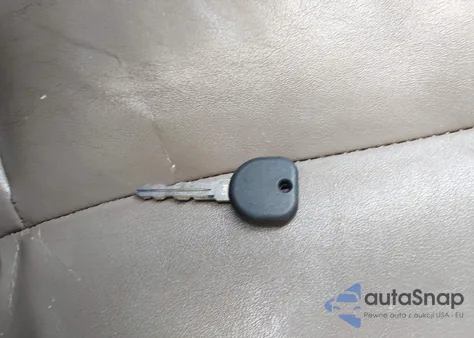 2002 Buick Lesabre Custom из США, поврежденный, VIN 1G4HP54K024199341